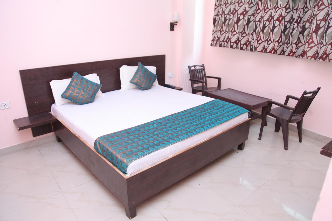 Munaro Hotels & Resorts Varanasi Exteriör bild