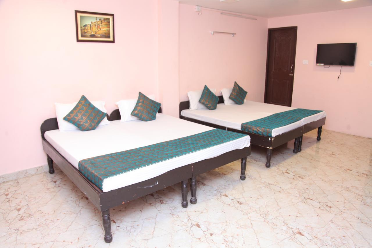 Munaro Hotels & Resorts Varanasi Exteriör bild